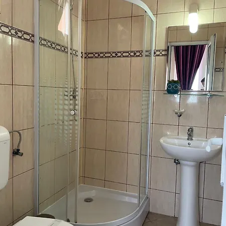 Vila Por Favor Guest house